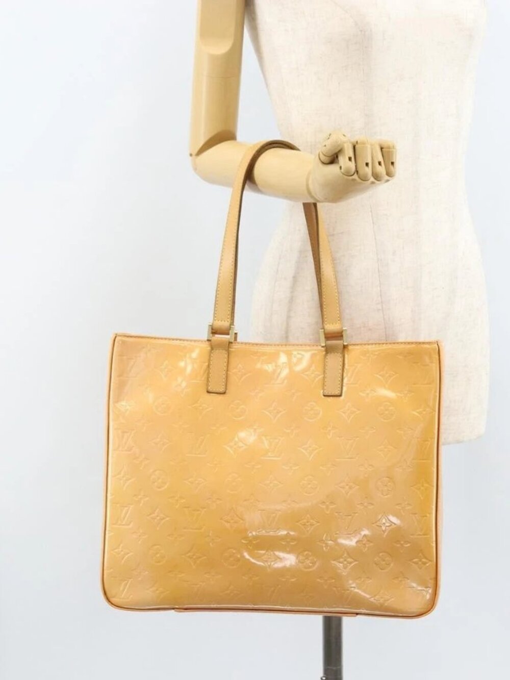 LOUIS VUITTON Monogram Vernis Columbus Tote Bag Pink